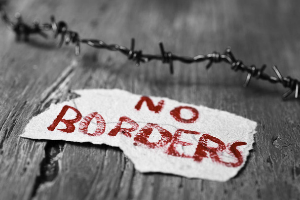 barbed wire and text no borders - Photo, Image