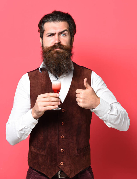 serious handsome bearded man - Foto, Imagen