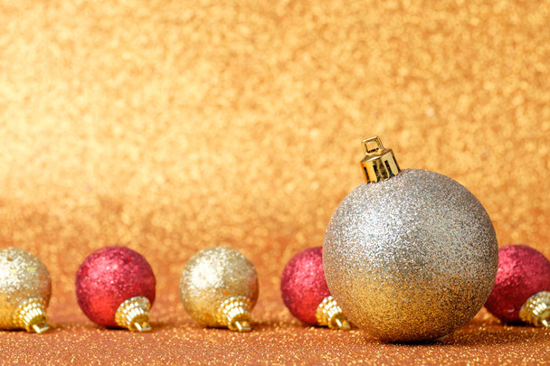 Christmas composition on bright background - Foto, Imagen