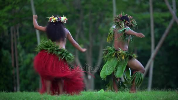 Mann mit tanzendem Hula - Filmmaterial, Video