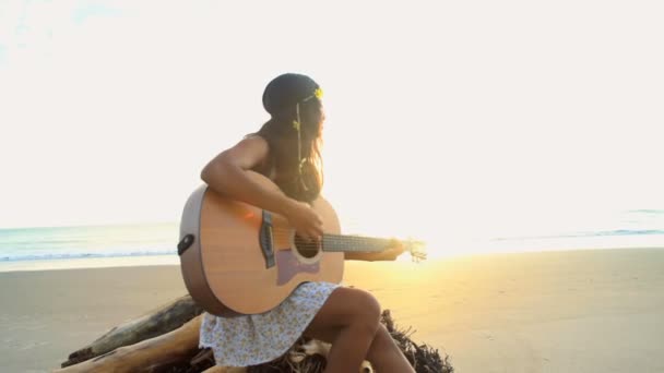  female playing the guitar  - Footage, Video