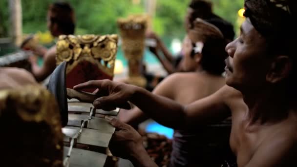 Grupa gamelan, grając w wydajności - Materiał filmowy, wideo