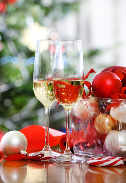 Glasses of champagne and Christmas decorations - Foto, immagini