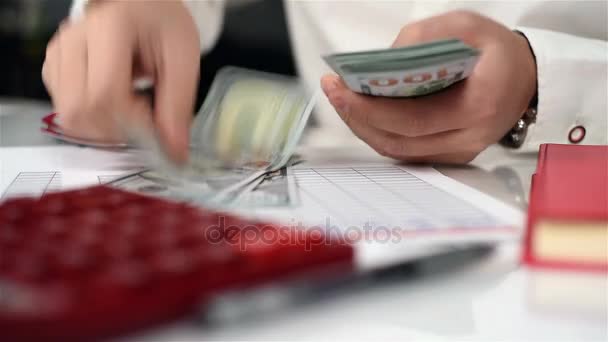 Accountant Man Counts US Dollar Banknotes - Video, Çekim