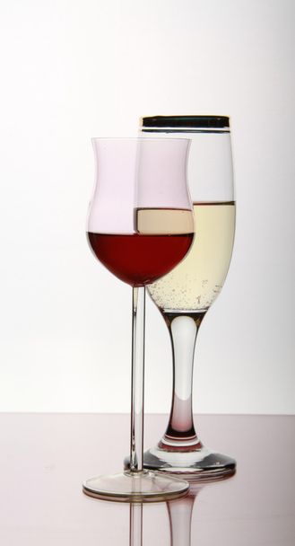 Two wine goblets to form miscellaneous - Foto, immagini