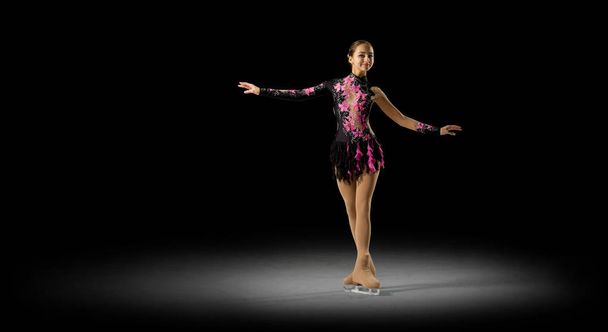 Young girl figure skater - Photo, Image