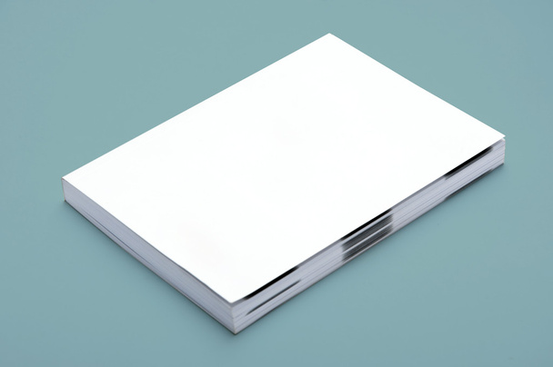Libro en blanco
 - Foto, imagen