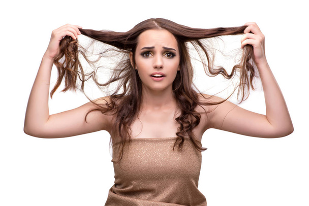 junge Frau mit schlechten Haaren isoliert auf weiß - Foto, Bild