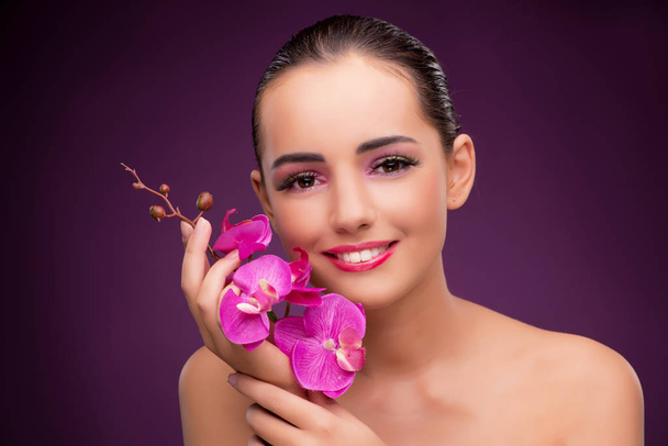 Beautiful woman in make up concept - Foto, afbeelding