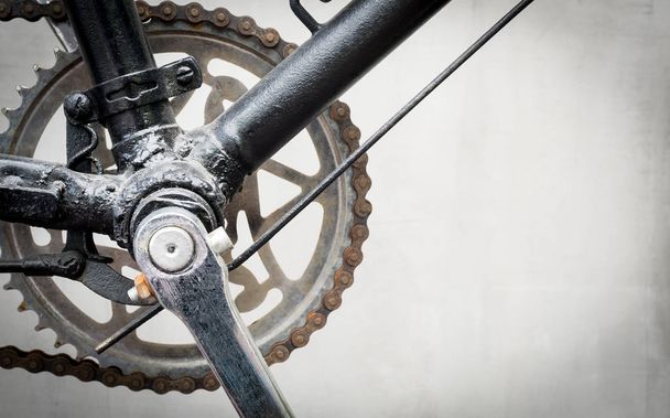 Vintage versnelling van de fiets en ketting rijden mechanica. - Foto, afbeelding