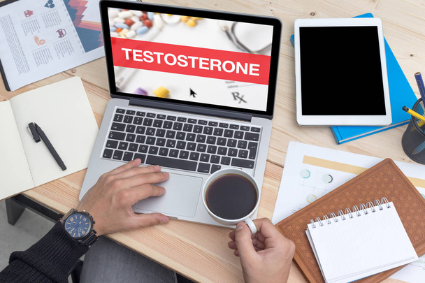 TESTOSTERONE CONCEPT ON  SCREEN - Foto, afbeelding