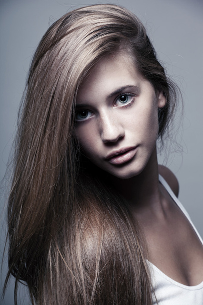 Beautiful hair, portrait of young girl - Fotó, kép