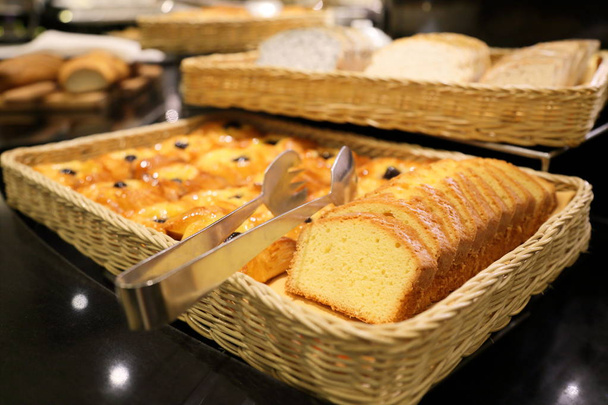 buffet bread  - Фото, изображение