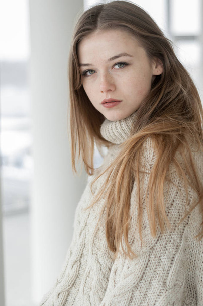 beautiful young woman - Valokuva, kuva