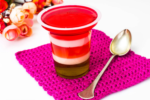 Helada de gelatina de fruta
 - Foto, imagen