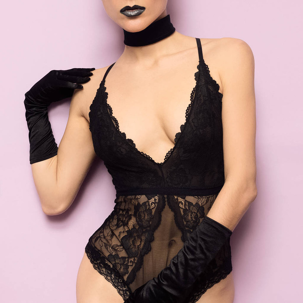 Sensual Model in lacy Underwear and accessories. Black Velvet Gl - Zdjęcie, obraz