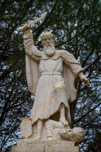 Prorok Eliasz statua w Muhraqa klasztorze na Mount Carmel, Izrael - Zdjęcie, obraz