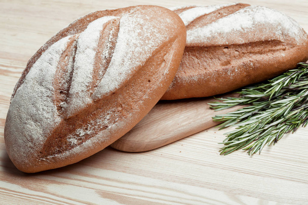 two loaves of bread  - Foto, Imagen
