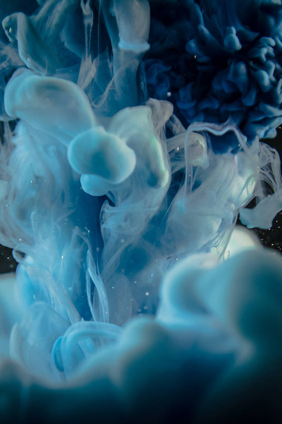 The blue dye in the water.  - Fotoğraf, Görsel