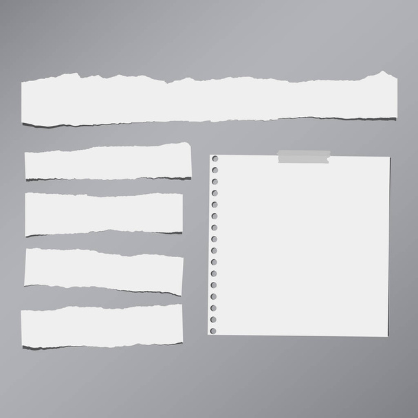 Κομμάτια λευκό σχισμένο σημείωμα, σημειωματάριο φύλλα χαρτί κολλημένο σε γκρι φόντο - Διάνυσμα, εικόνα