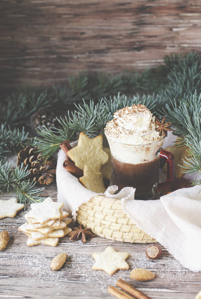 hot chocolate and ginger bread, Christmas or New Year - Foto, imagen