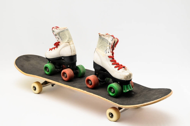 Старий дерев'яний скейтборд
 - Фото, зображення