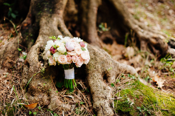 Ramo de boda nupcial rosas
 - Foto, Imagen