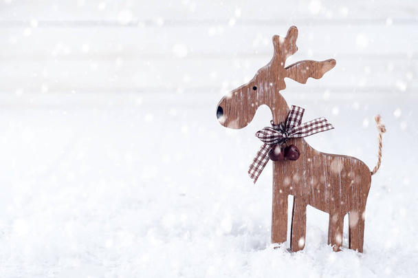 Ciervo de madera de Navidad
 - Foto, imagen