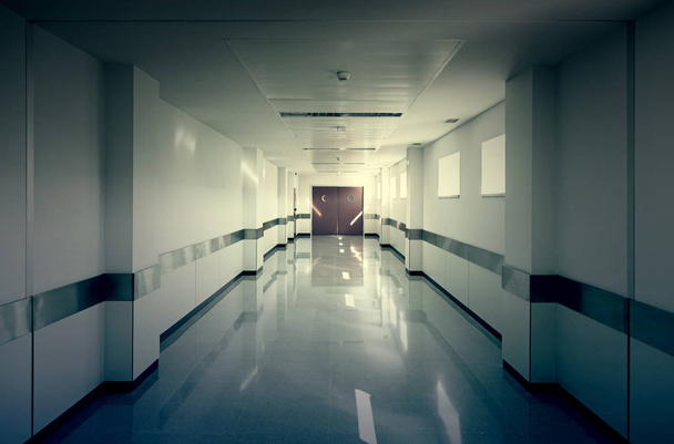 Зал глибокої лікарні
 - Фото, зображення
