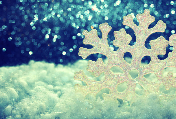 christmas holiday night background with snowflake, toned  - Foto, imagen