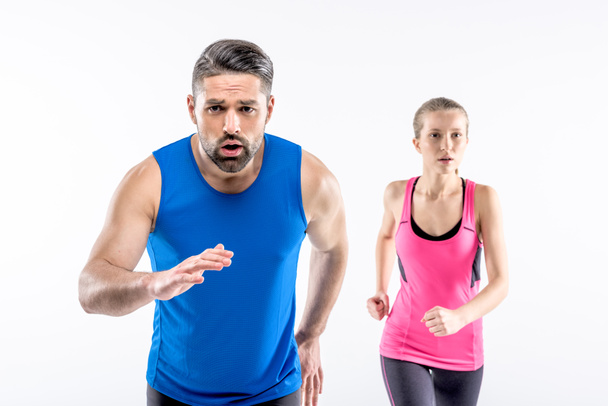 Homme et femme jogging
 - Photo, image