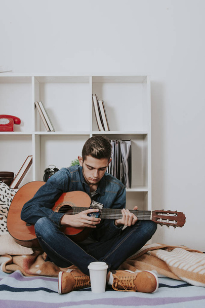 man with guitar - Photo, image