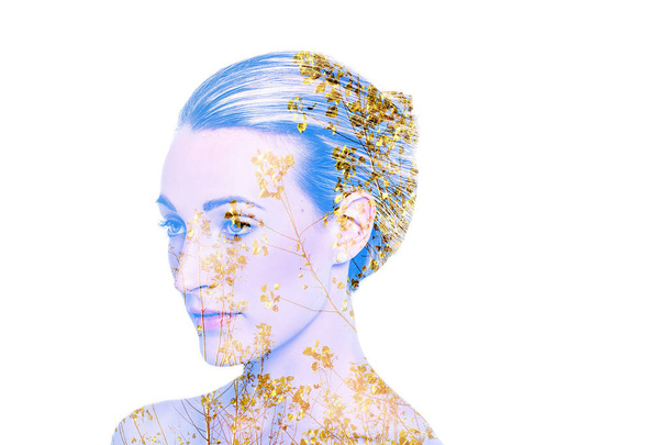 Double exposure of woman with beautiful hairdo and autumn leaves - Foto, afbeelding