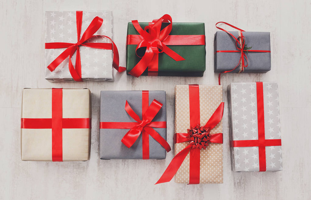 Lots of Gift boxes background, holiday presents in paper - Zdjęcie, obraz