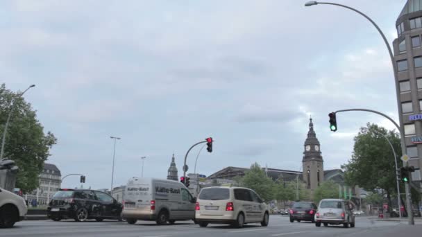 Liikenne Hampurissa
 - Materiaali, video