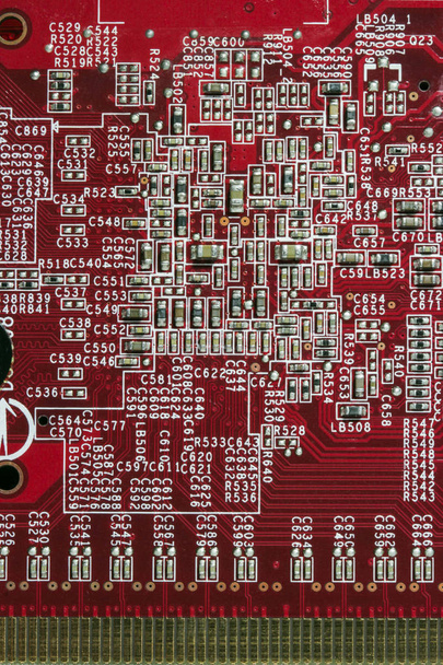 Makro detail hardware počítače základní desky v červené barvě - Fotografie, Obrázek