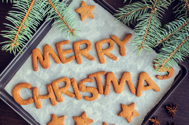 Χριστουγεννιάτικα σπιτικά μπισκότα με μελόψωμο - Φωτογραφία, εικόνα