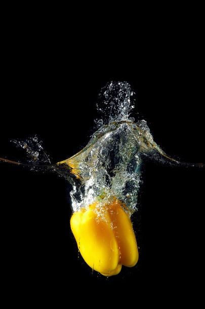 Sweet yellow pepper - Valokuva, kuva