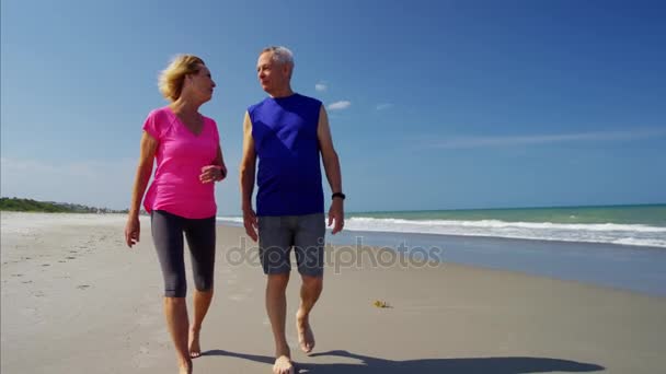 Paar genießt Fitness-Aktivität - Filmmaterial, Video