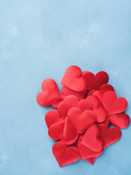 Red hearts on textured background - Photo, Image