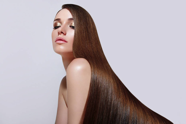 Very long, straight silky hair. - Φωτογραφία, εικόνα