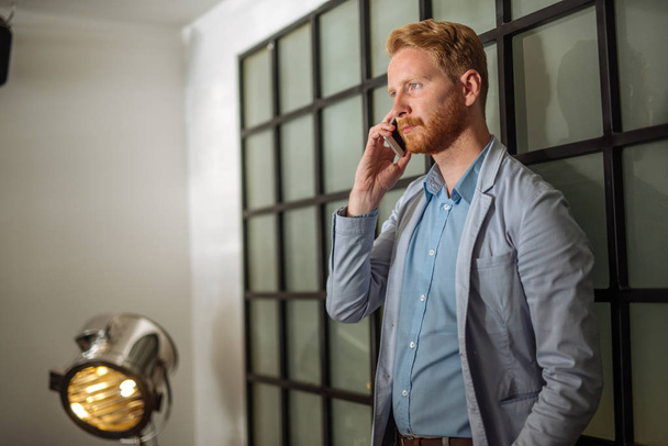 Having an important business call - 写真・画像