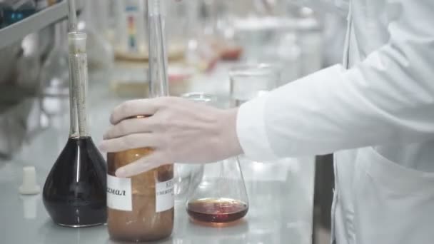 Chemielabor-Reagenzgläser - Filmmaterial, Video