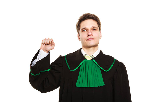 männlicher Anwalt zeigt Zeichen mit Hand. - Foto, Bild