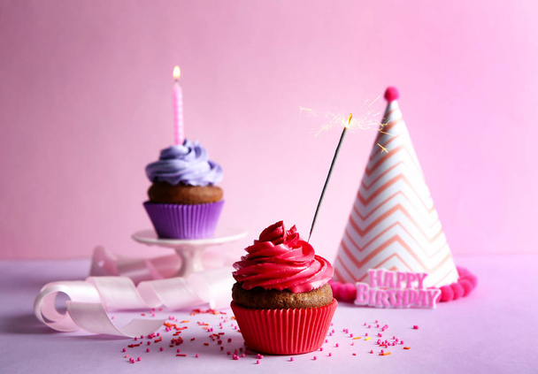 Birthday cupcakes with candle - Φωτογραφία, εικόνα