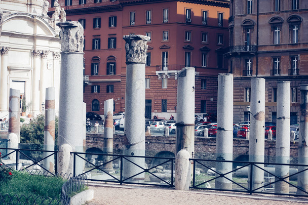 The ruins of ancient Rome - Zdjęcie, obraz