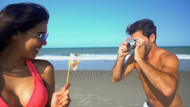 male taking a photo of female - Footage, Video