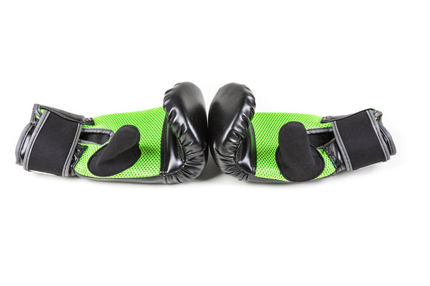 Yeşil ve siyah boks eldivenleri - Fotoğraf, Görsel