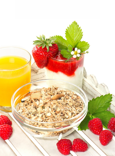 muesli, strawberry yogurt, orange juice - Foto, imagen