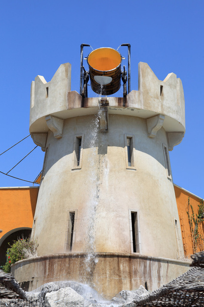 Tipping bucket tower - Foto, Imagen